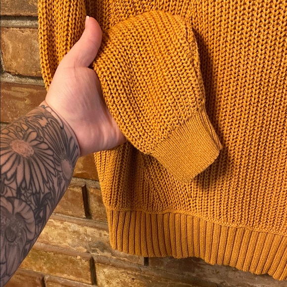 Aeropostale Cable Knit Boxy Fit  Sweater / Preppy / Comfy / Cozy / Chunky - Picture 6 of 8